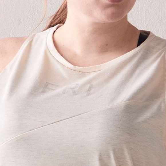 REEBOK Tank - Picture 4 of 4